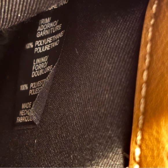 KENSIE Bohemian Boho Vegan Leather Saddle Style 2 Tassels Crossbody Bag Purse - Picture 12 of 12